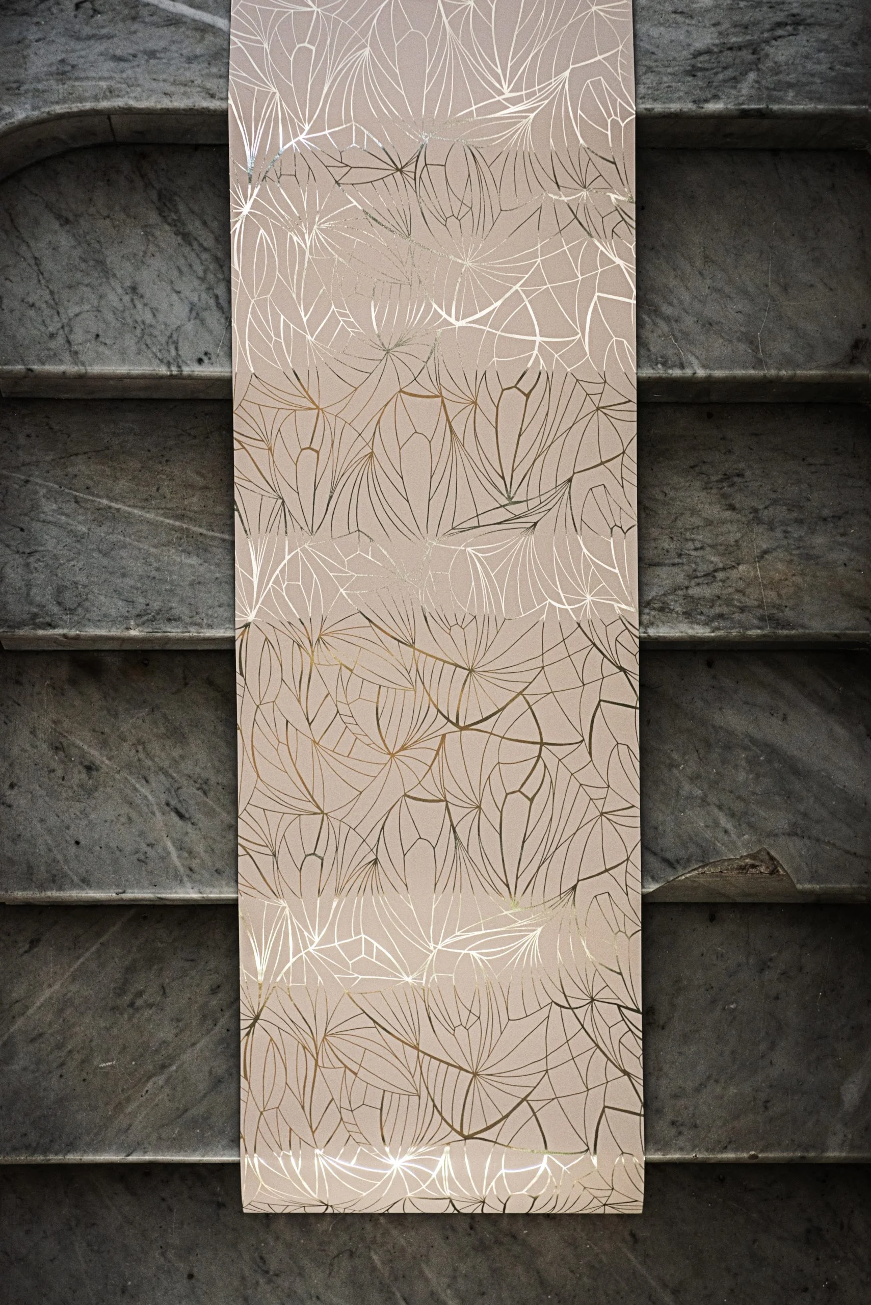 Leaf-gold-nude-pink-2