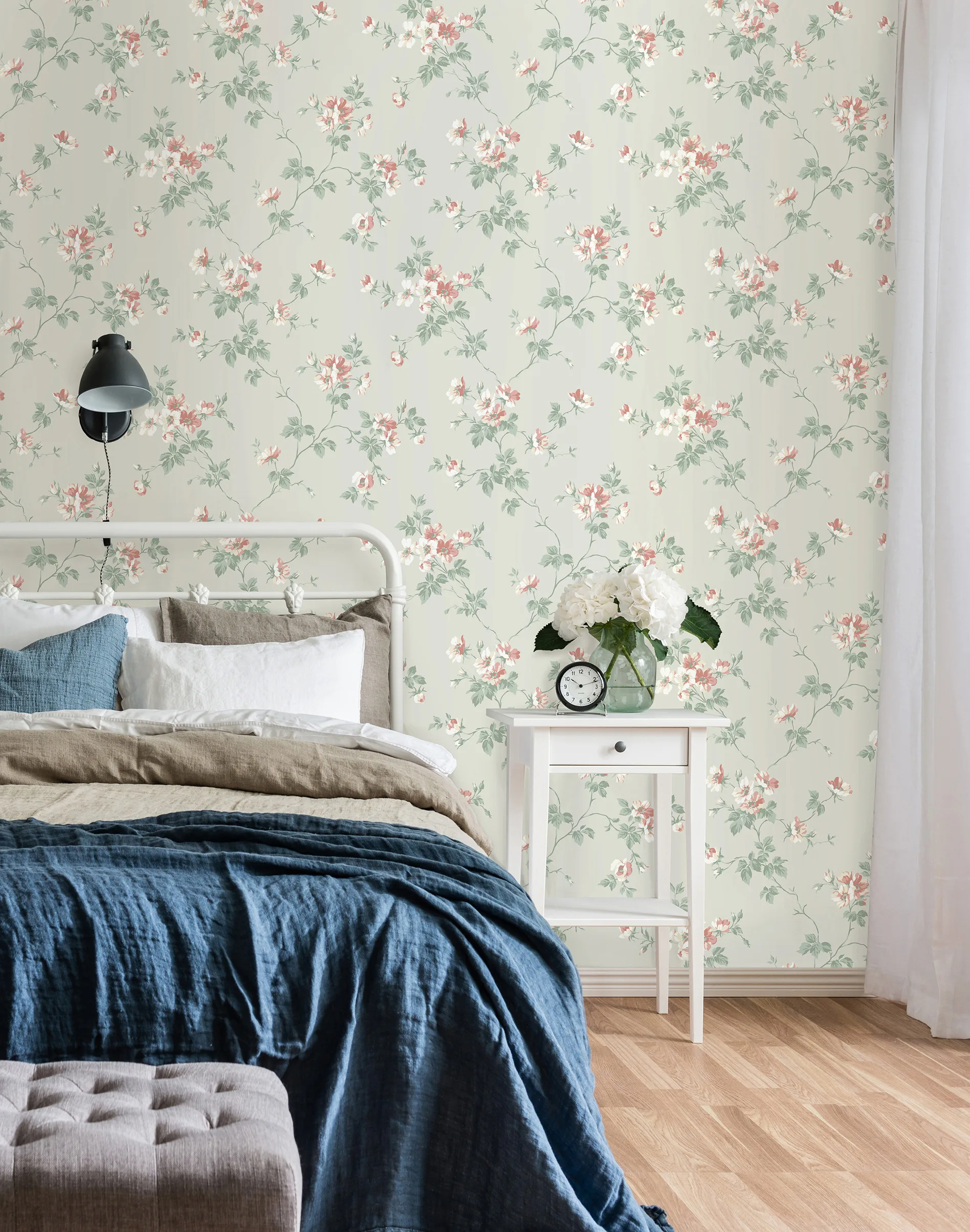 Kristina-387-03-duro-swenden-fleurs-chambre