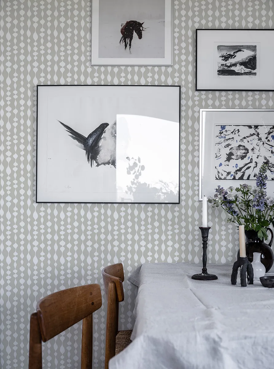 Margaret-527-02-gris-room2
