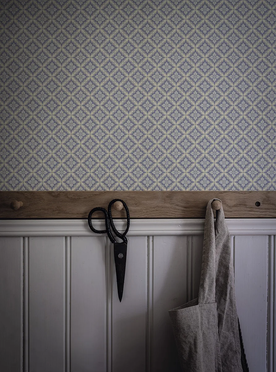 Ingrid-516-04-bleu-mur1