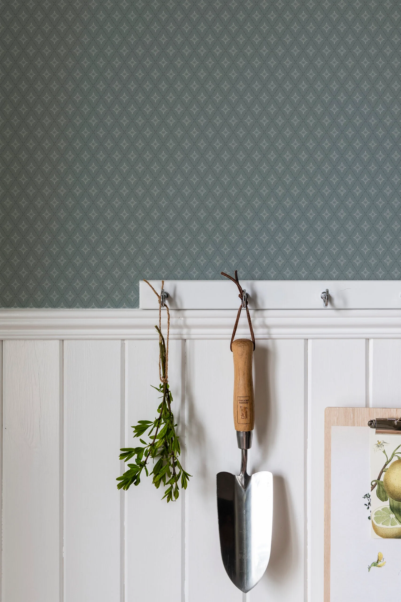 Lillstjarna-680-04-losange-bleu-mur